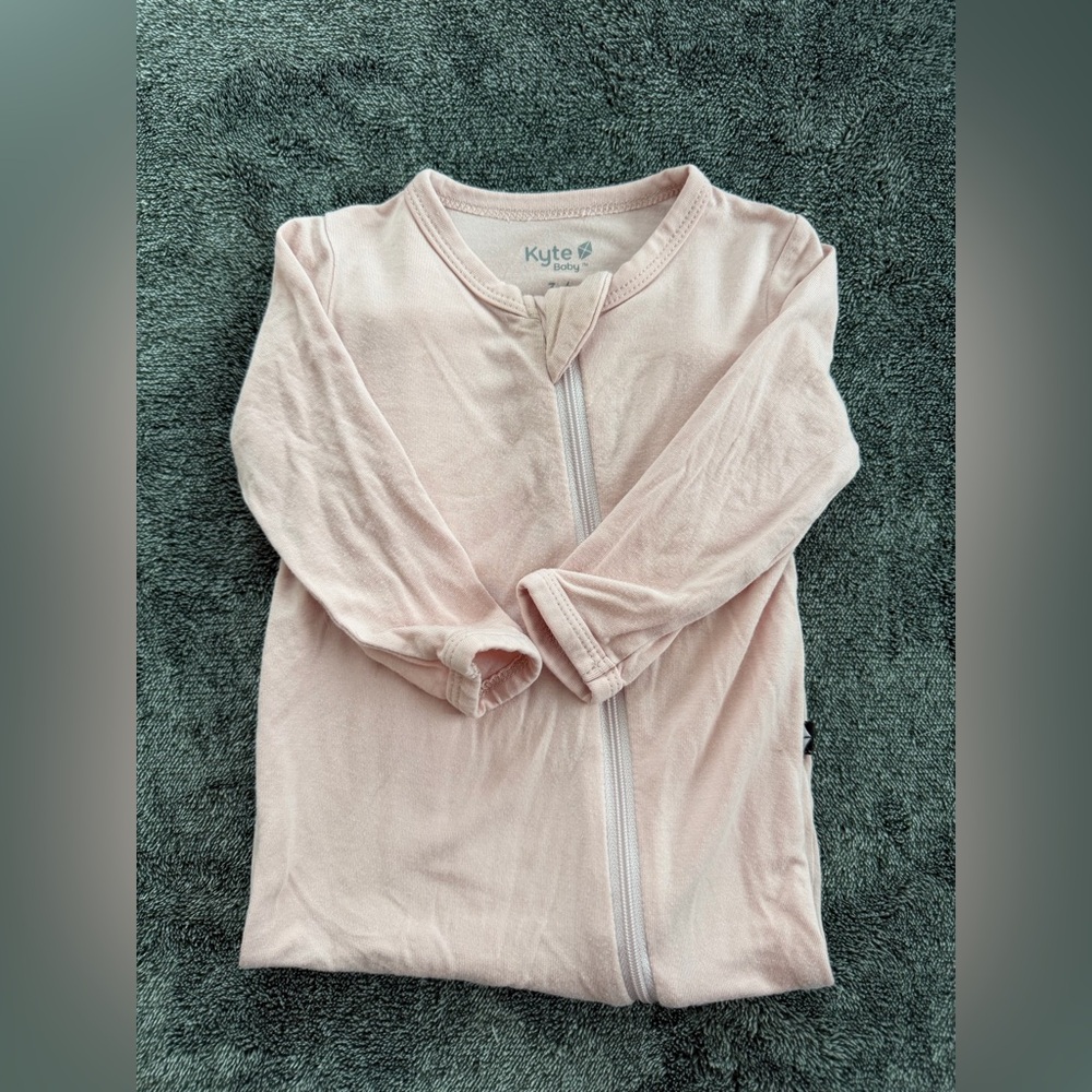 Kyte BABY Pink Zipper Footed Pajamas